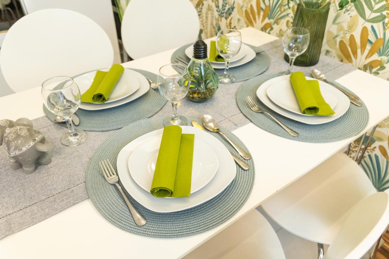 Wanderer Station Apartment เดเบรตเซน ภายนอก รูปภาพ