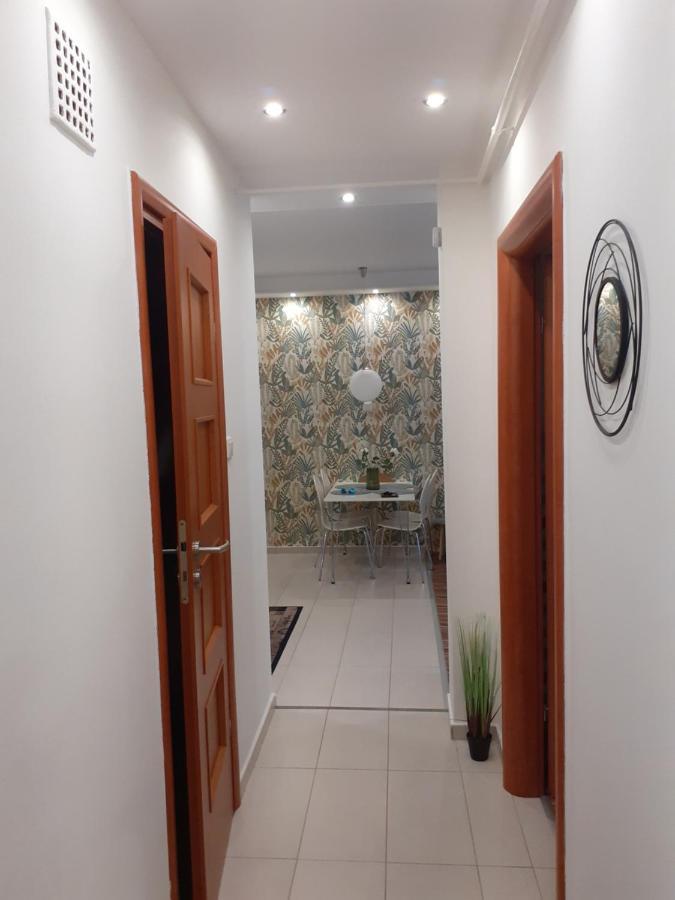Wanderer Station Apartment เดเบรตเซน ภายนอก รูปภาพ