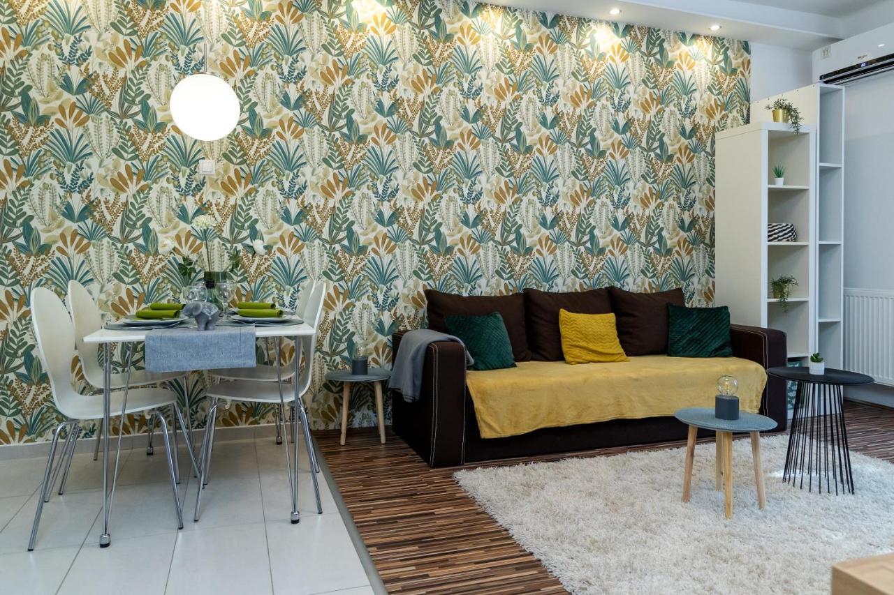 Wanderer Station Apartment เดเบรตเซน ภายนอก รูปภาพ